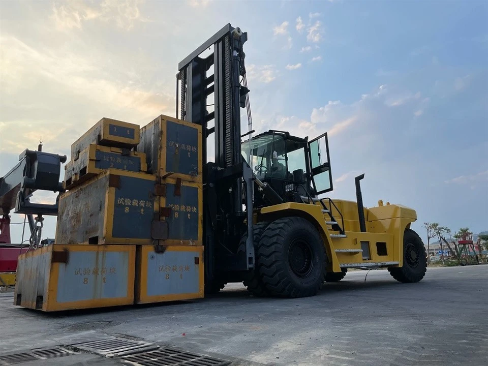 SOCMA 42 Ton Forklift HNF420-1250-A high quality