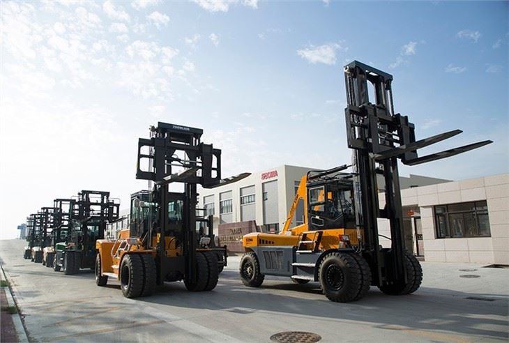 SOCMA Heavy Equipment For Ports